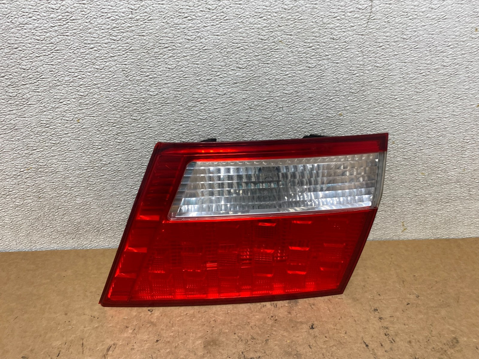 2005 2006 2007 Honda Odyssey Inner Right Passenger RH Tail Light S9493 DW0