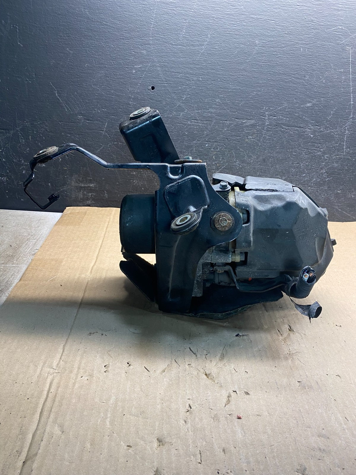 2015 - 2018 Nissan Altima Power Steering Pump Motor Unit AE7905 DG3