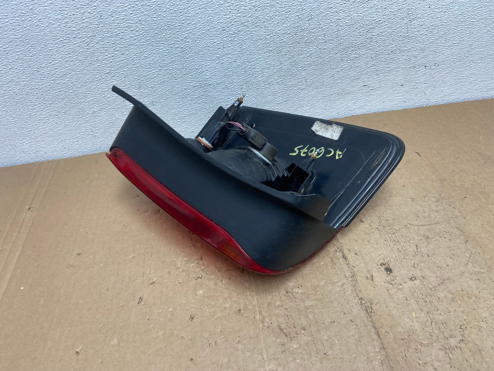 2008 to 2012 Ford Escape Right Passenger RH Side Tail Light AC6075 LK3