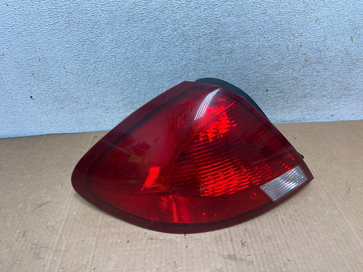 2000 2001 2002 2003 Ford Taurus Left Driver Lh Side Tail Light AI8486 LK0