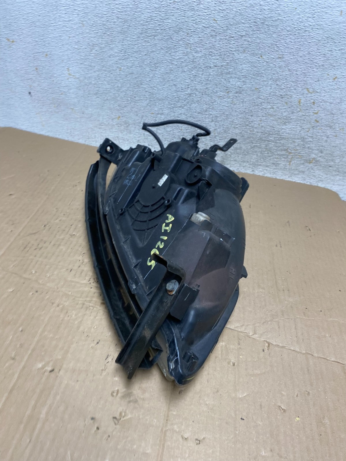 2001 - 2003 Honda Civic Coupe Headlight Halogen Left Driver LH AI1265 DW6