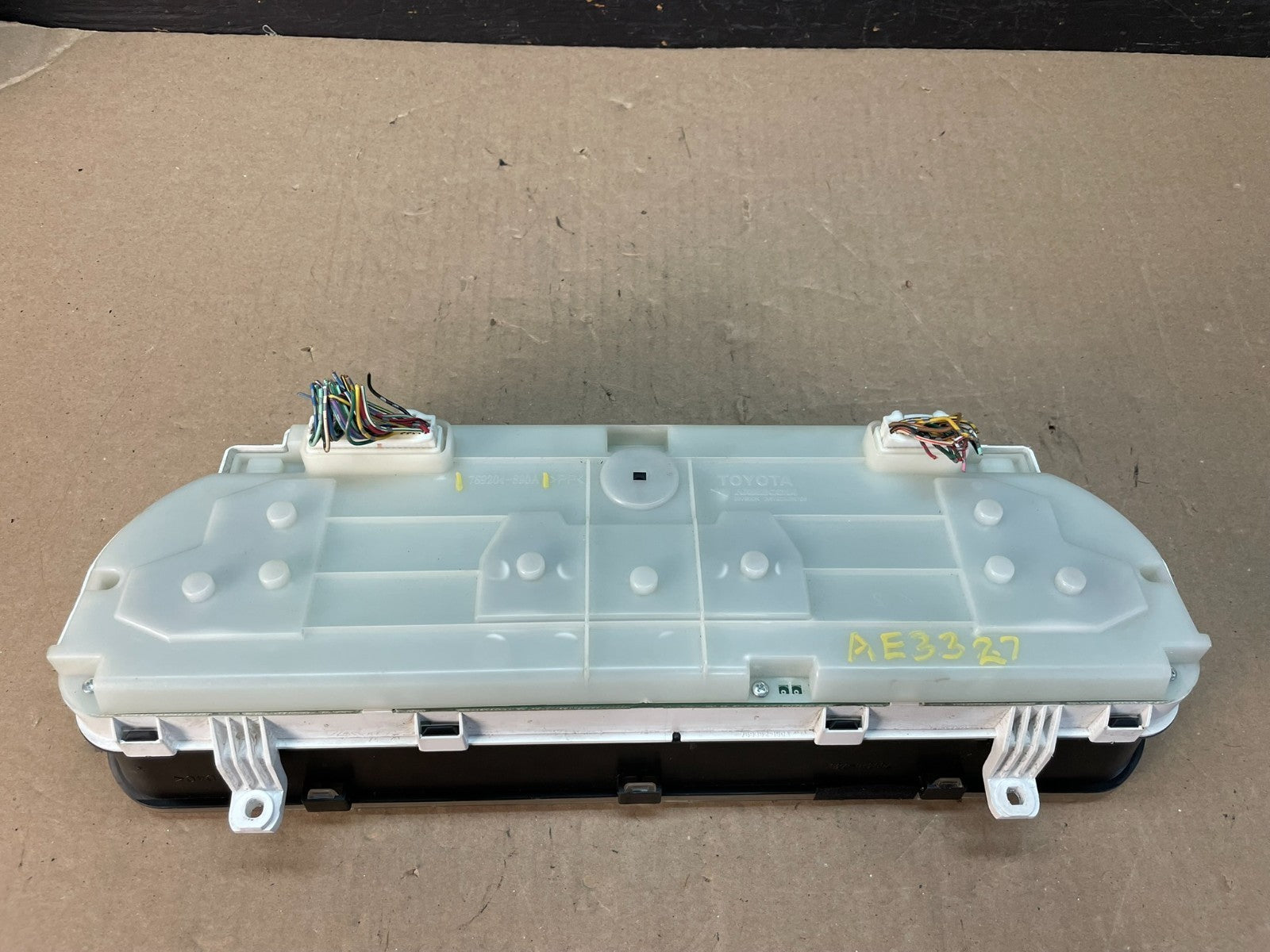 2005 2006 Toyota Tundra Speedometer Cluster Gauge AE3327 DG8