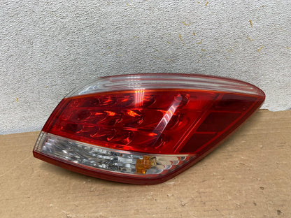 2011 - 2014 Nissan Murano Right Passenger Side RH Tail Light AH8471 LK0