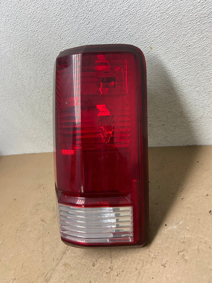 2007-2011 Dodge Nitro Tail Light Right Passenger Rh Side AG4924 LK1