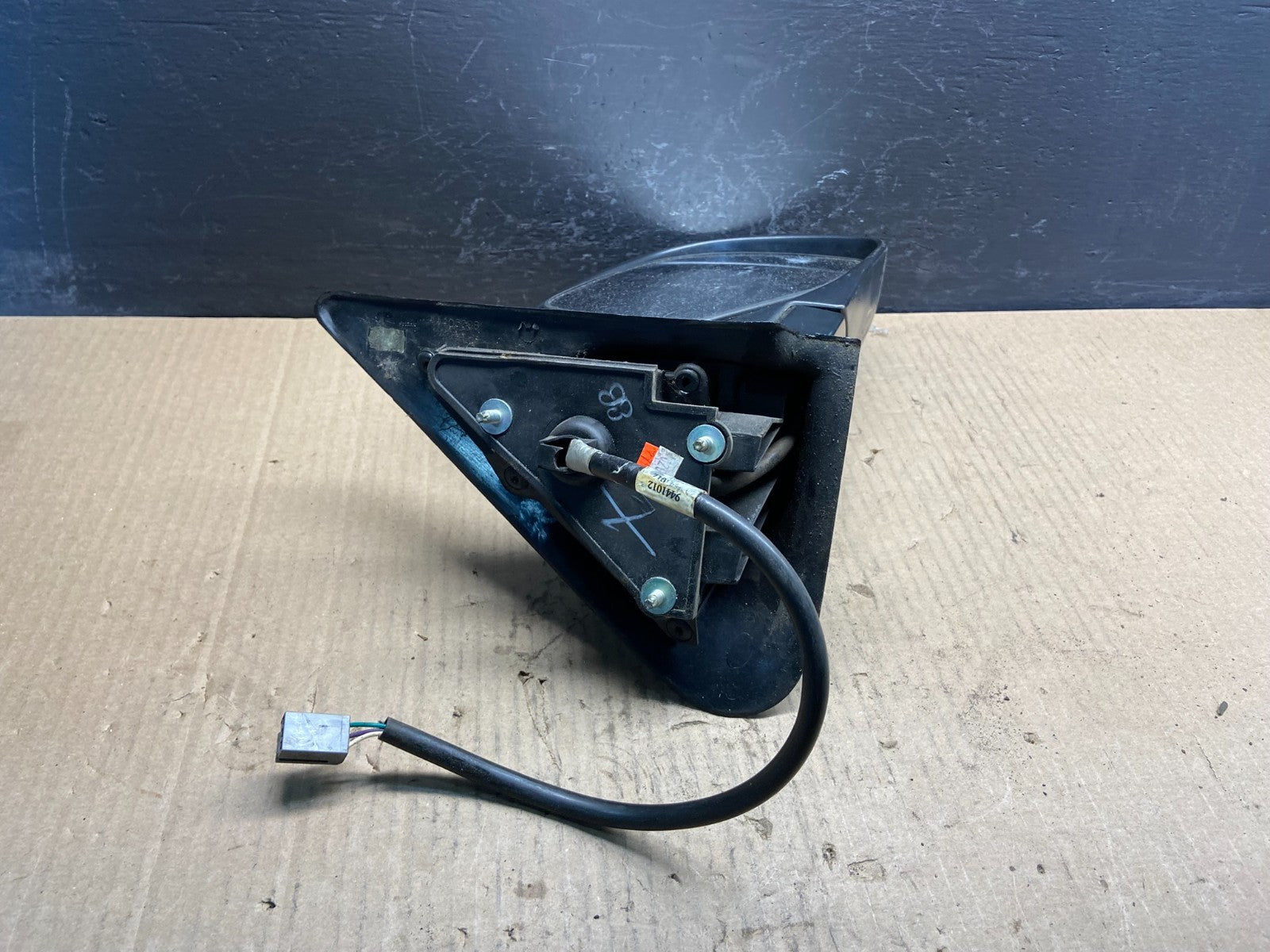 2002 to 2005 Ford Explorer Right Passenger RH Side Door Mirror AC0560 DG4