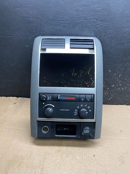 2005-2009 Dodge Durango Heat AC Climate Temperature Control Radio Bezel z0040 DG0