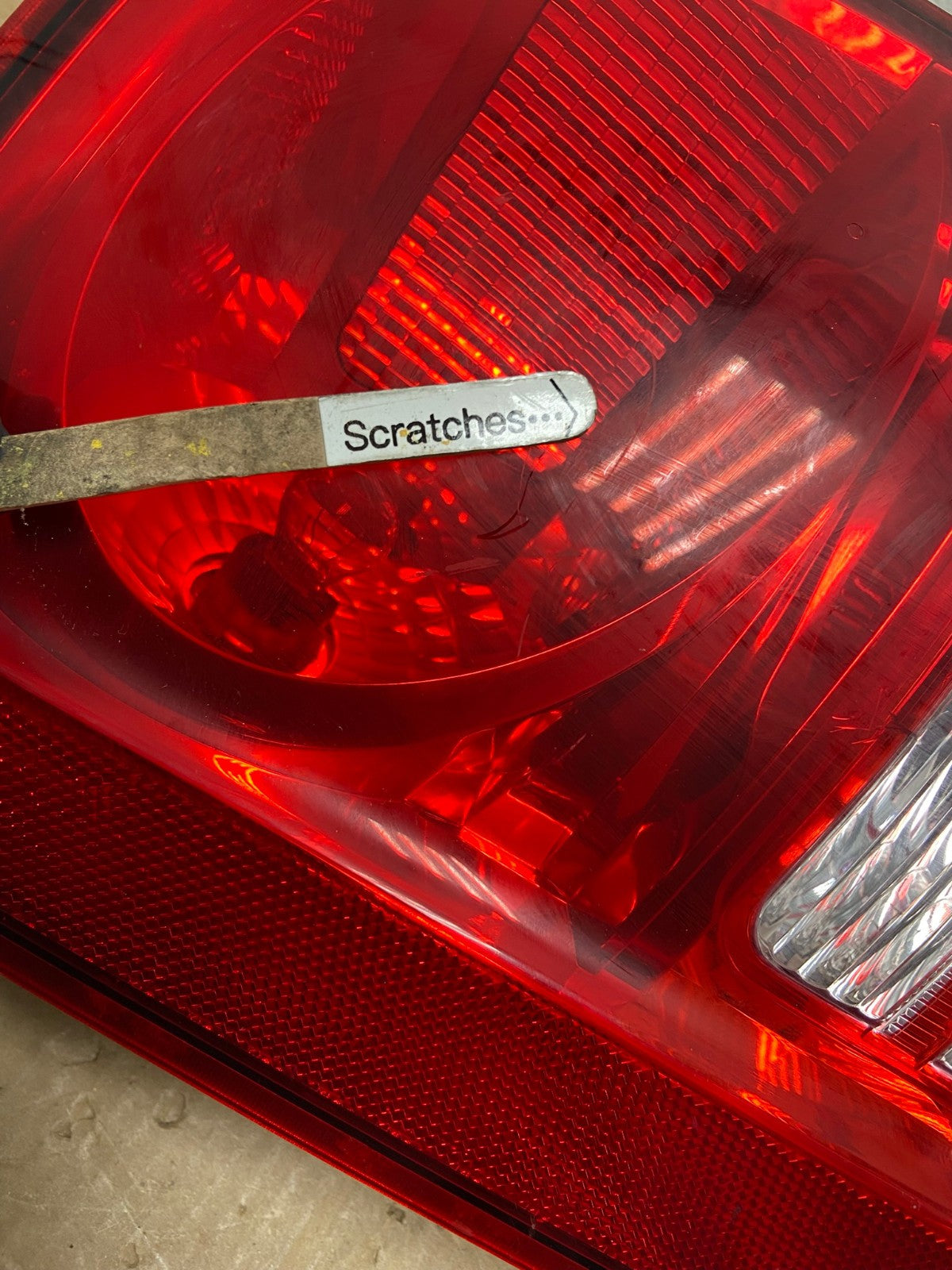2008-2010 Chrysler Town and Country Left Driver Tail Light Oem AC1517 LK3
