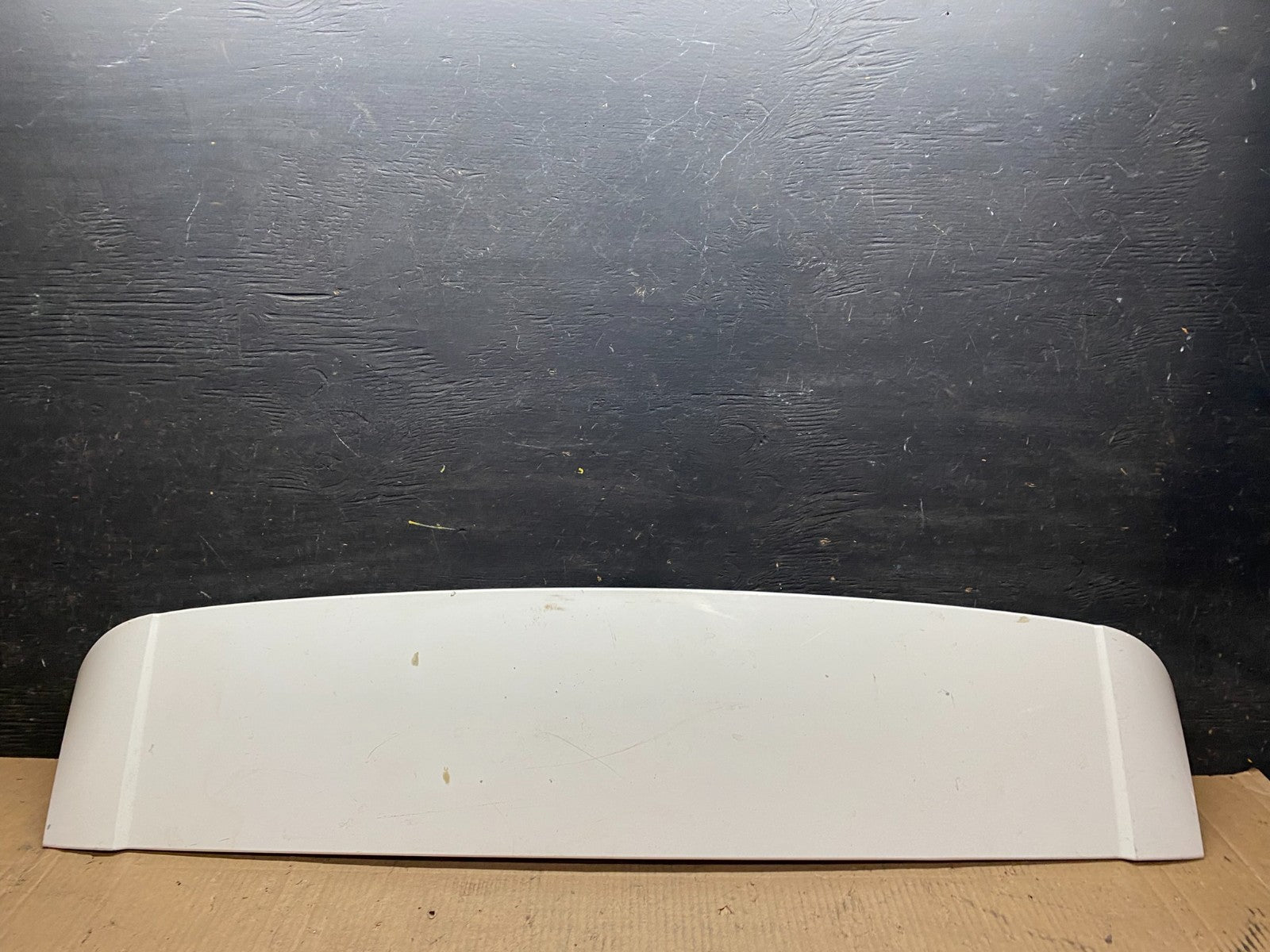 2000 to 2006 BMW X5 Trunk Hatch Spoiler OEM U6462 DG0