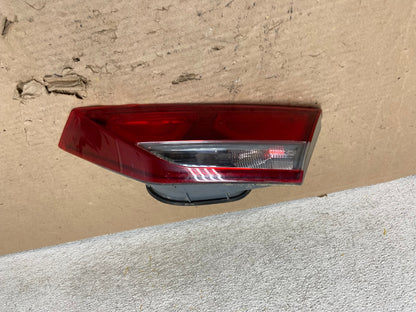 2017-2018 Hyundai Elantra Right Passenger RH Side Inner Tail Light AI1134 LK0