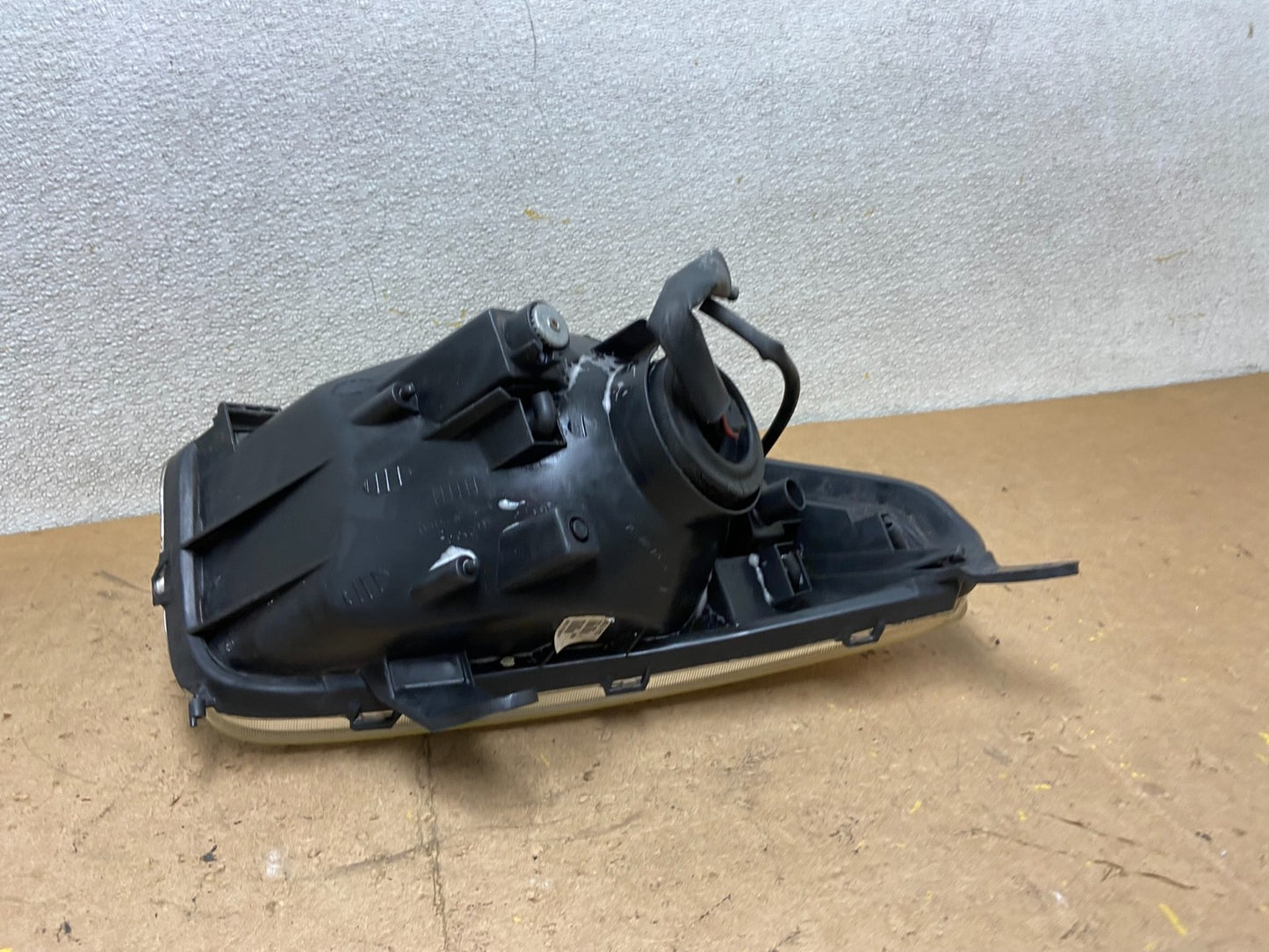 2001 - 2003 Toyota Rav4 Left Driver LH Side Headlight Halogen Oem X9036 DW8