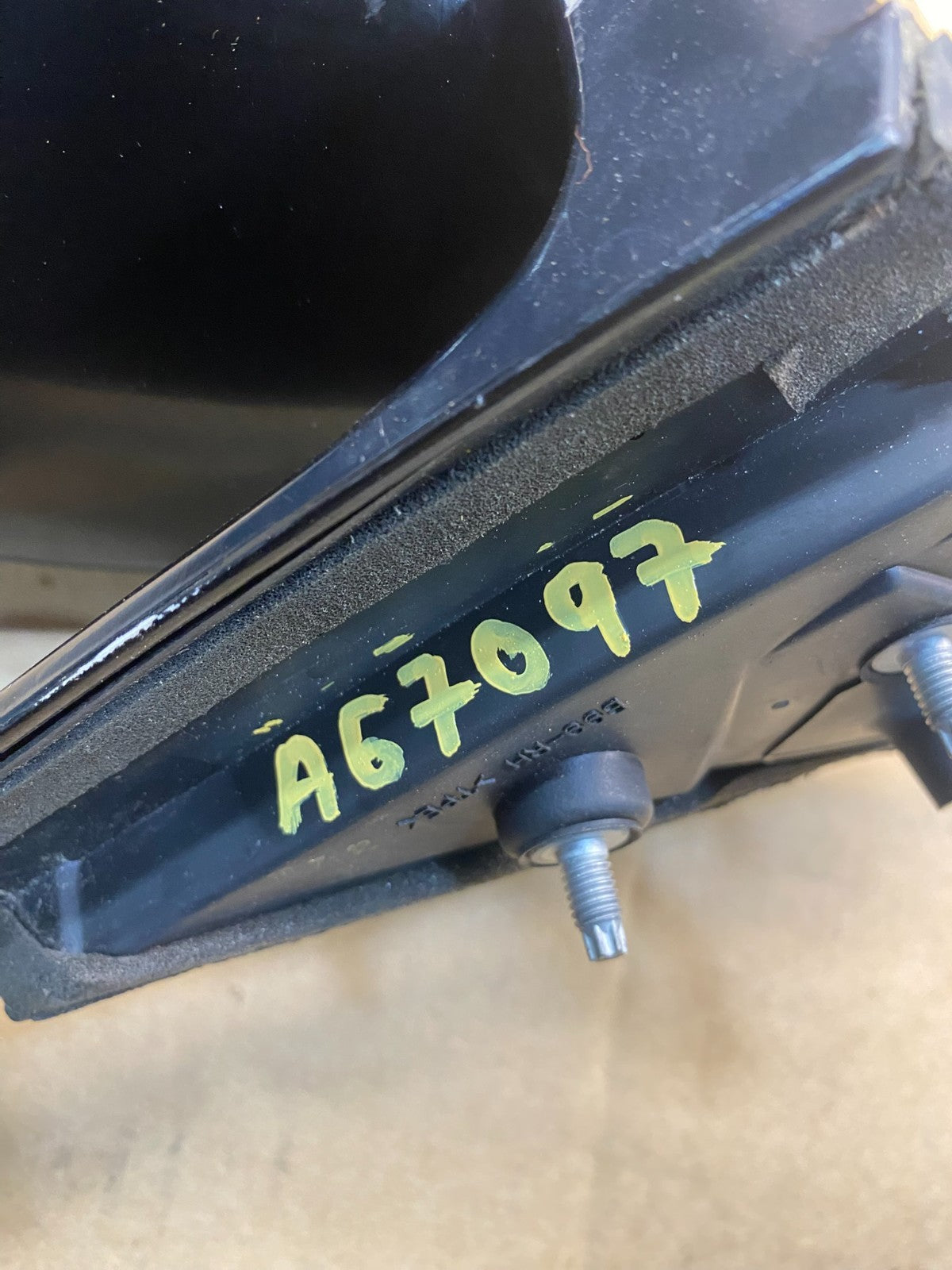 2006 to 2008 Infiniti M35 M45 Right Passenger Side View Mirror AG7097 DW12