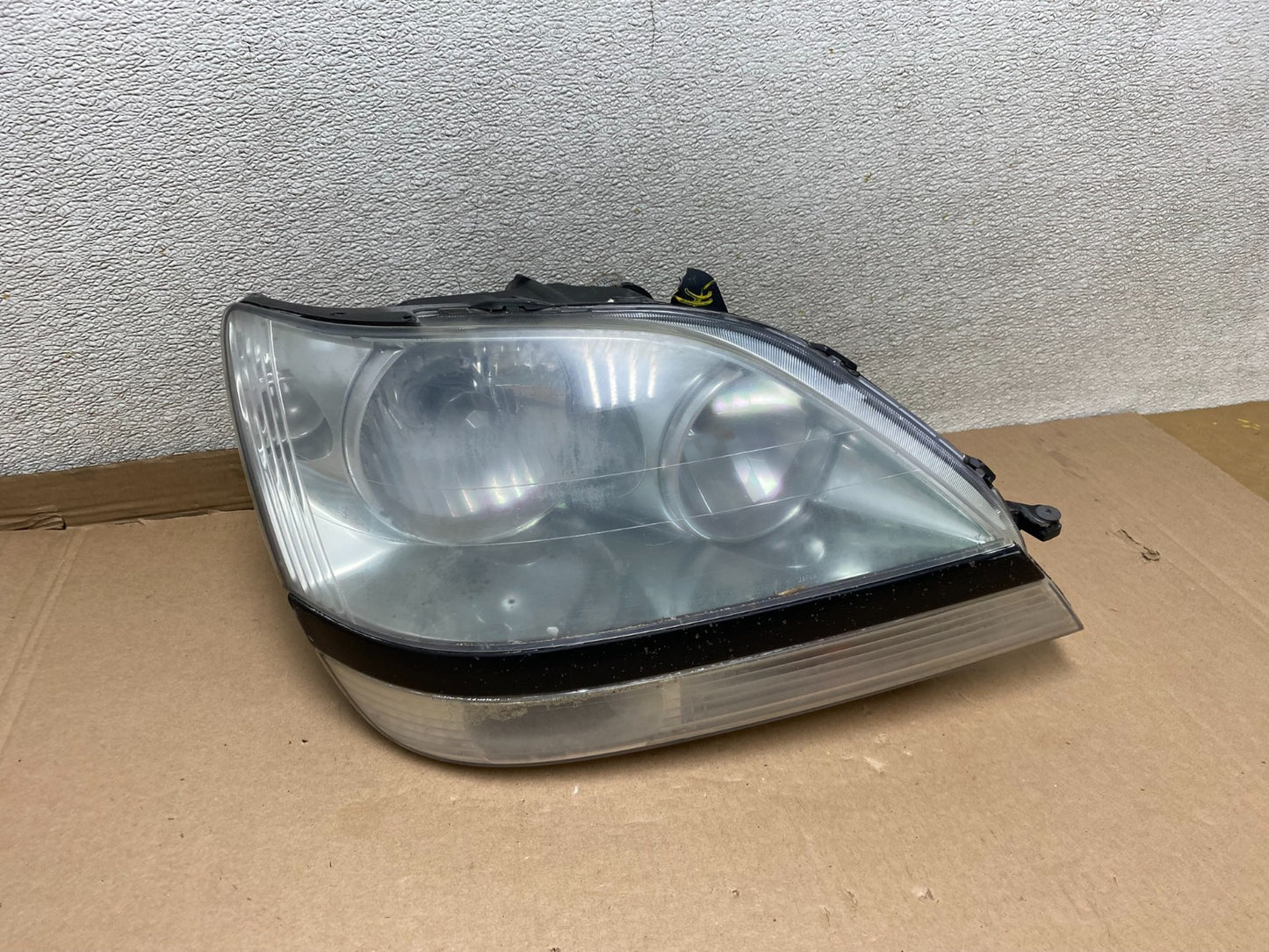 2001 2002 2003 Lexus RX300 Right Passenger Headlight Xenon HID U8242 DW0