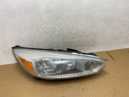 2015-2017 Ford Focus Right Passenger Rh Side Halogen Headlight AI3262 DW0