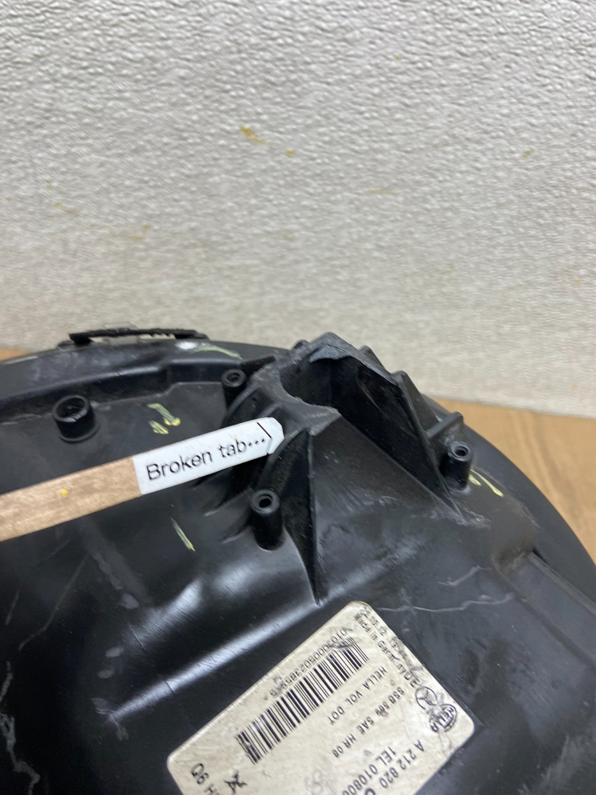 2010-2013 Mercedes E Class E350 E550 Left Driver LH Halogen Headlight AA8482 DW4