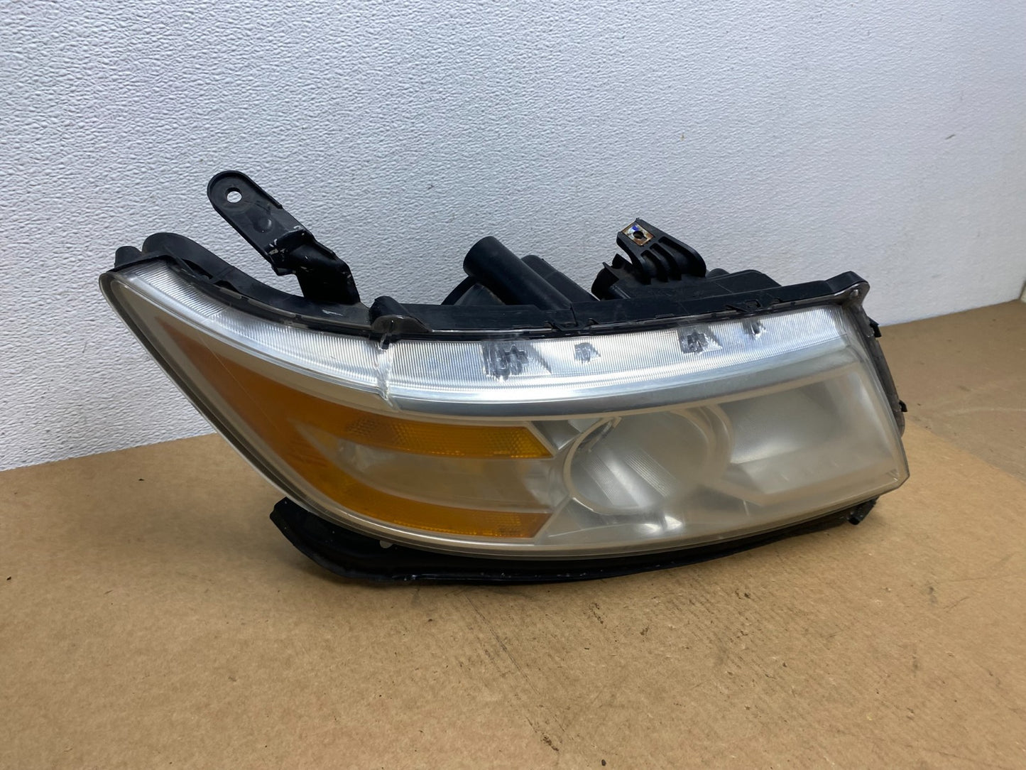 2011 to 2013 Honda Odyssey Front Right Passenger Headlight Halogen AC1791 DW2