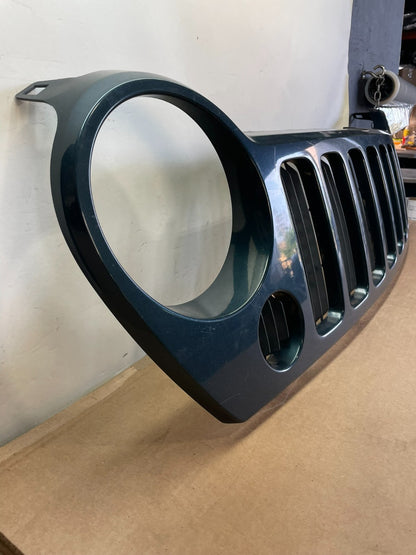 2005 to 2007 Jeep Liberty Front Upper Grill Grille AG0917 DG2