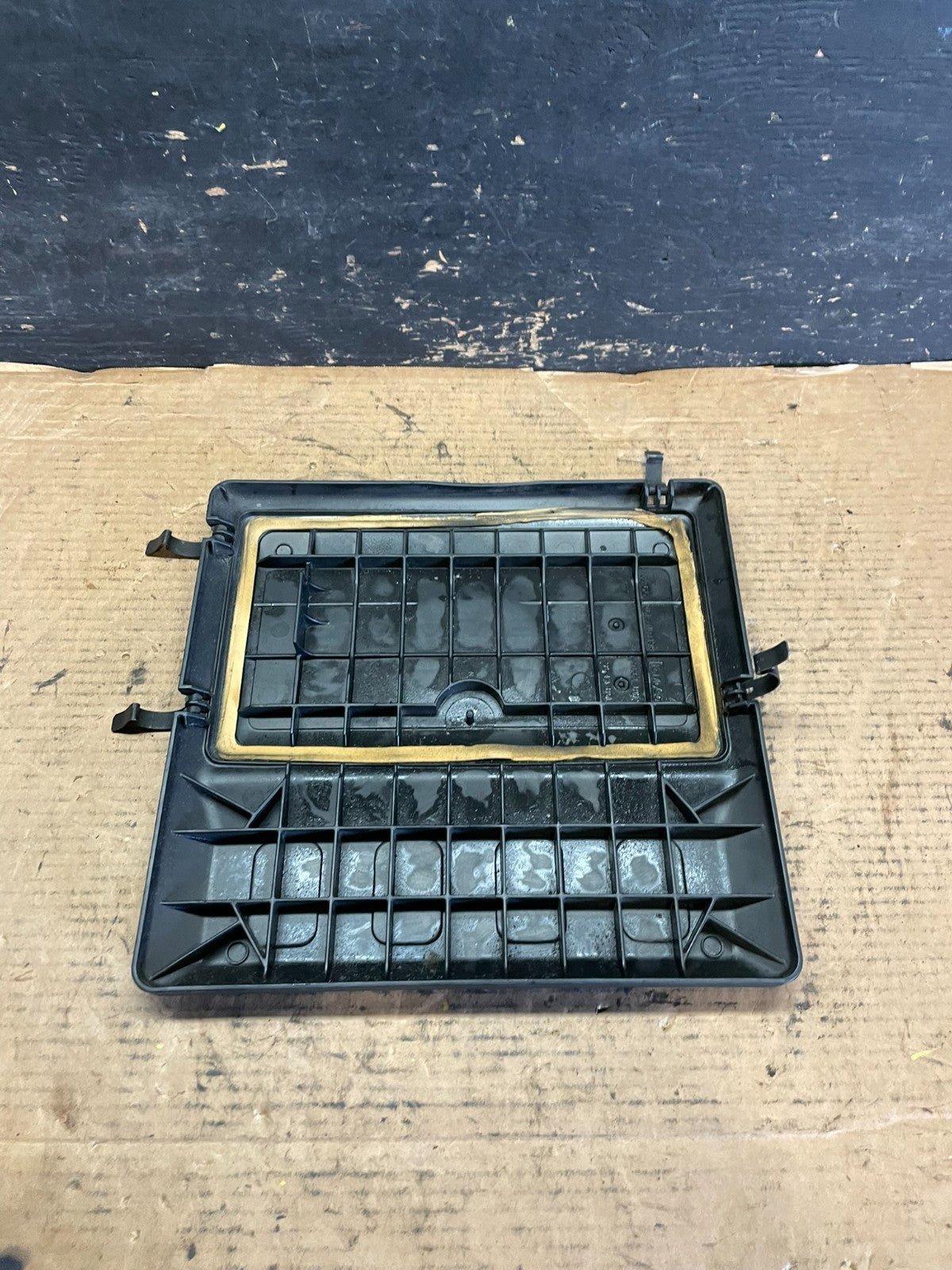 2008 to 2012 Ford Escape Engine Motor Cover Oem s1133 DG4
