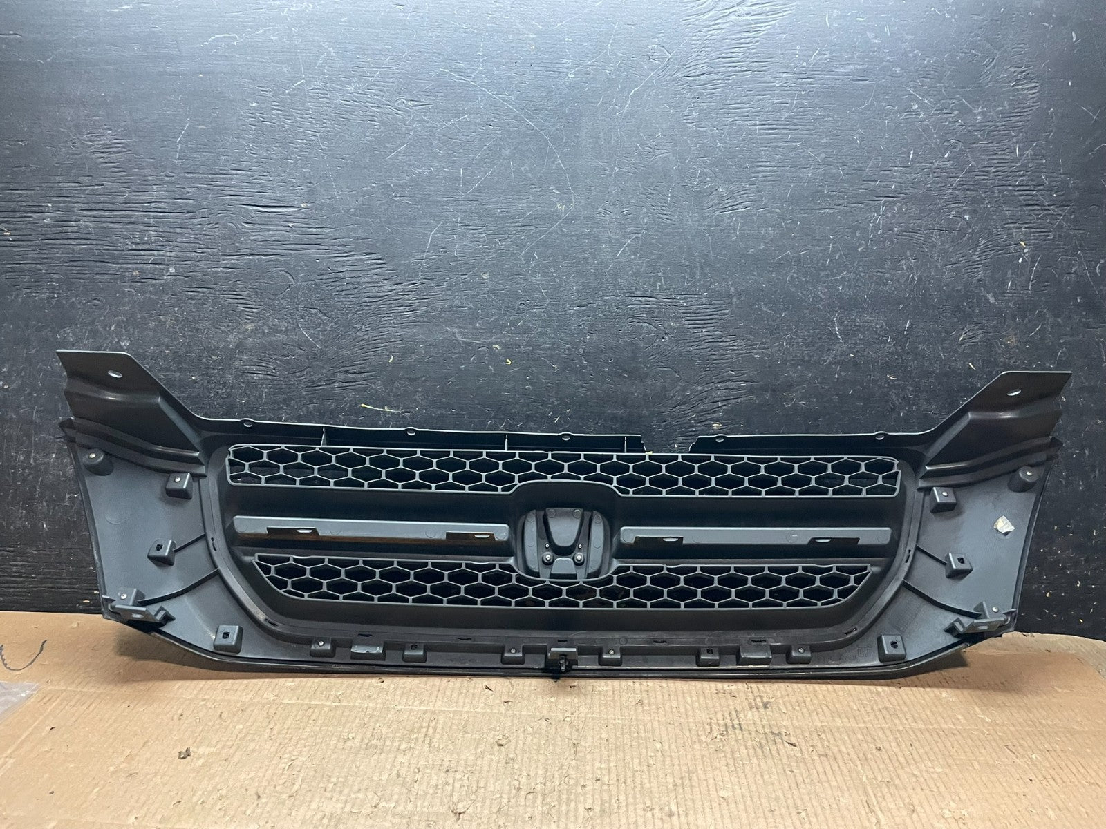2003 2004 2005 Honda Pilot Front Upper Grill Grille Oem Y6428 DG7