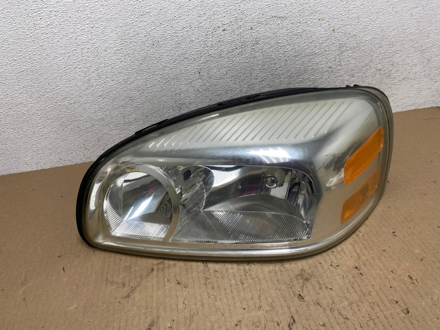 2005 - 2009 Pontiac Montana / Uplander Left Driver LH Headlight AE8806 LK0