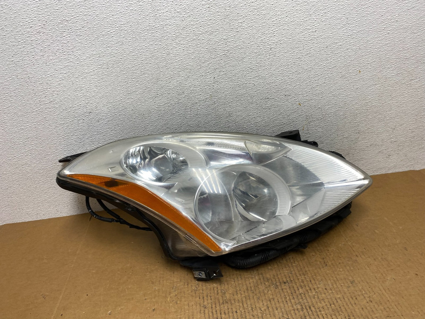 Sedan 2010 2011 2012 Nissan Altima Headlight Right Passenger Rh AE0606 DW0