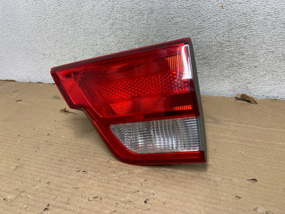 2011-2013 Jeep Grand Cherokee Right Passenger Rh Inner Tail Light AG8186 LK2