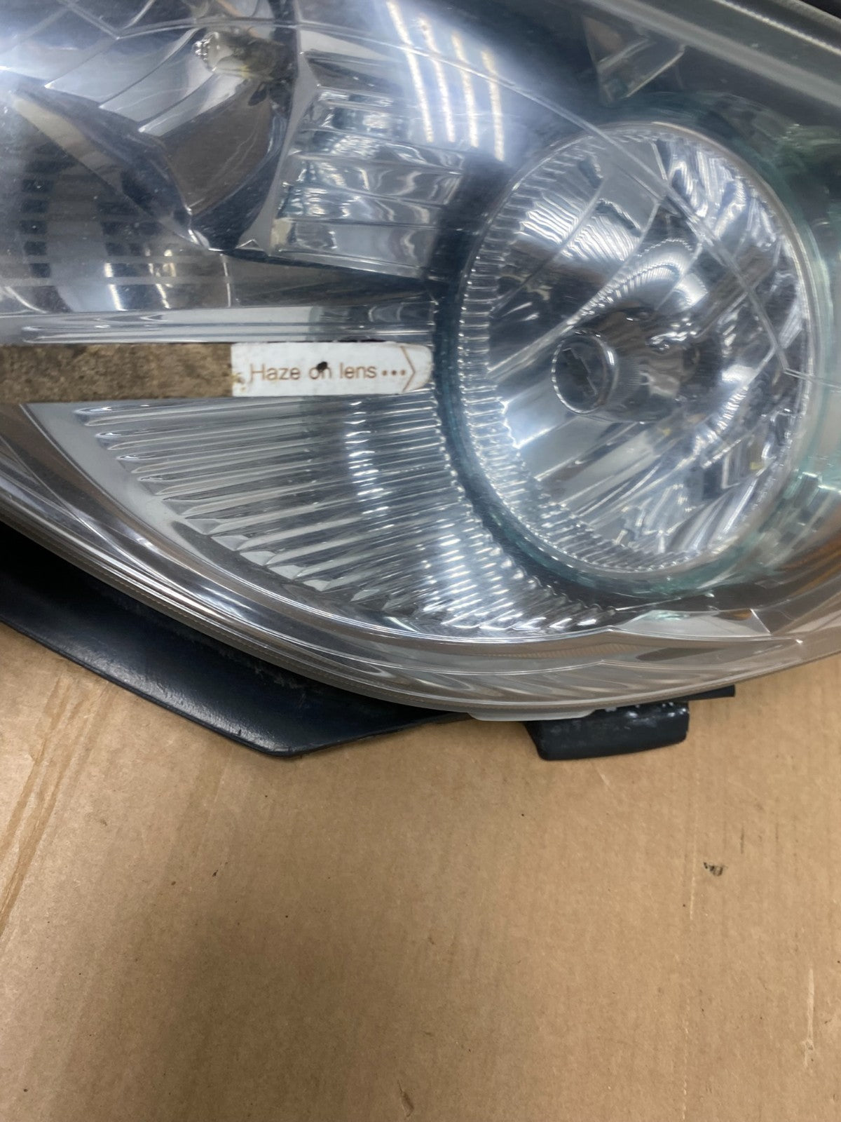 2008 to 2012 Chevrolet Malibu Left+Right Side Set Headlights AI8816 DW6
