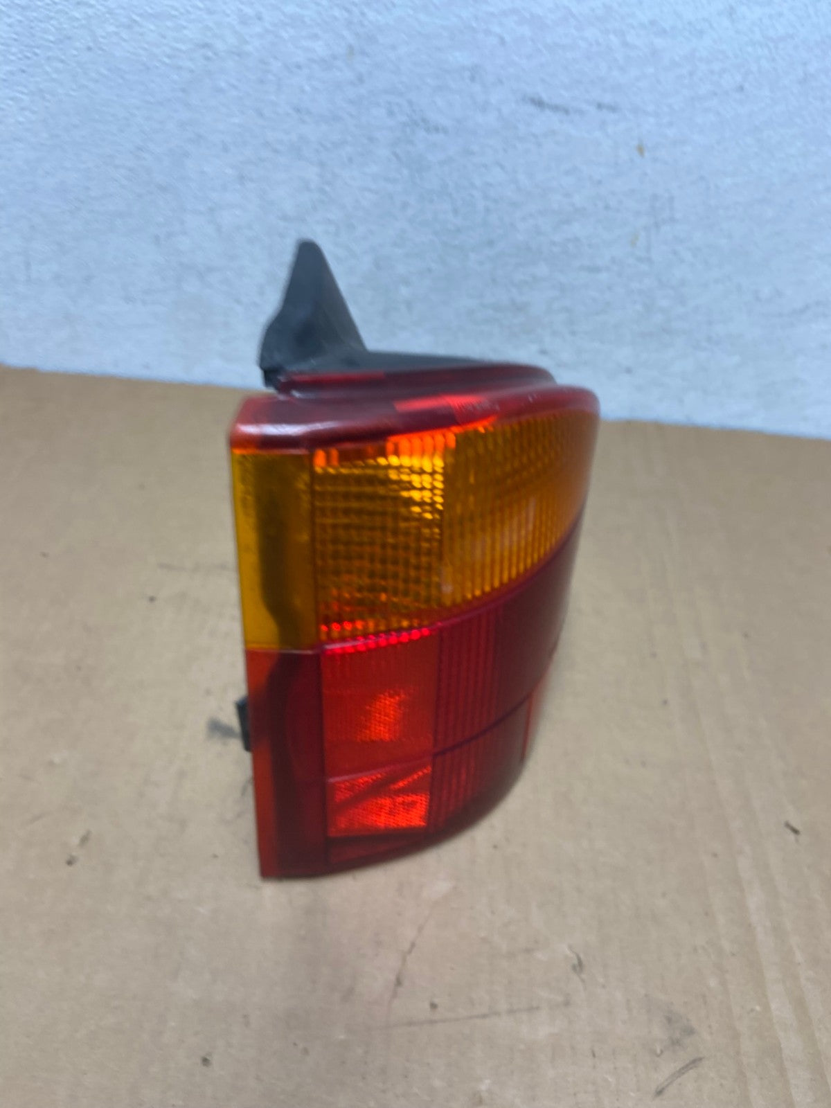 1996 to 1999 Saturn SW2 Wagon Left Driver LH Side Tail Light AD2643 LK2