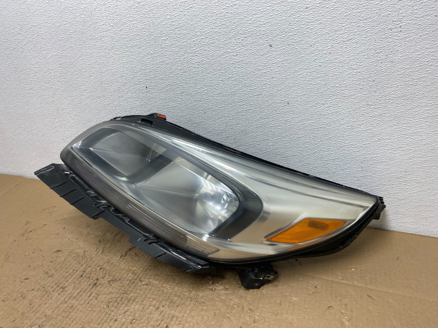 2013 - 2015 Chevrolet Malibu Left Driver LH Halogen Headlight Oem AC4131 DW1