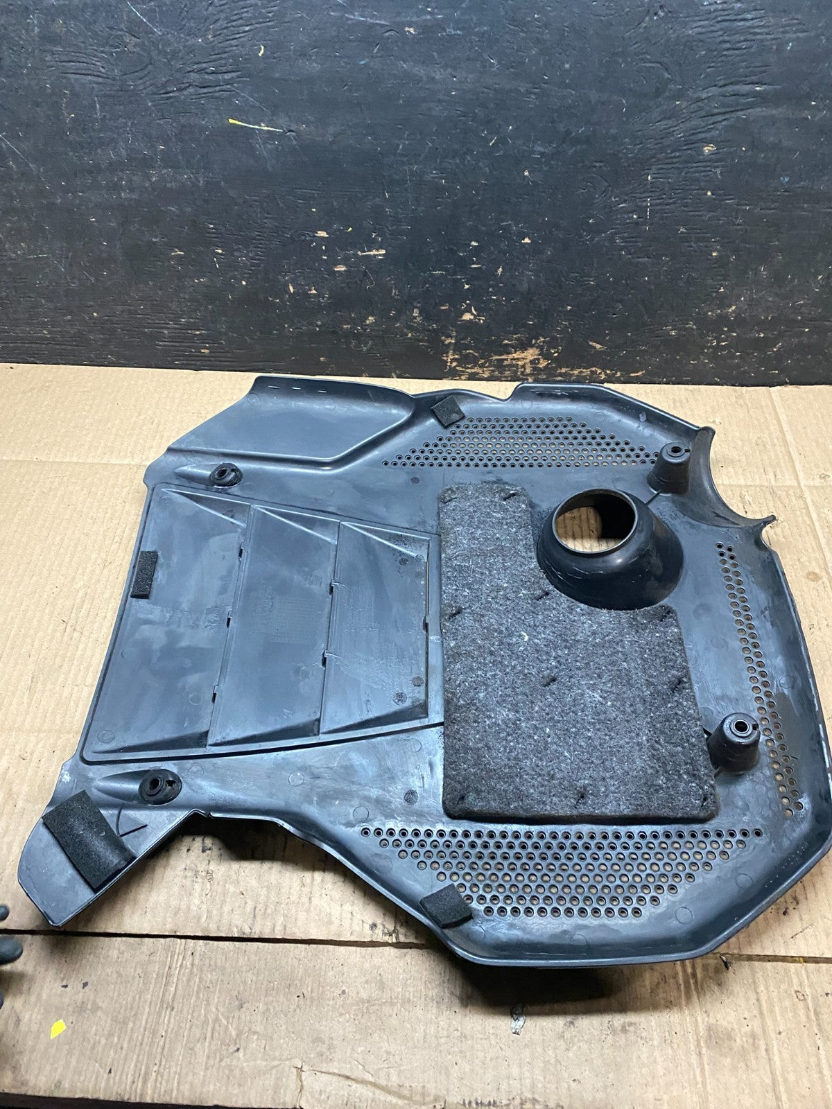 2007 to 2010 Hyundai Azera V6 Engine Motor Shield Cover OEM T6632 DG6