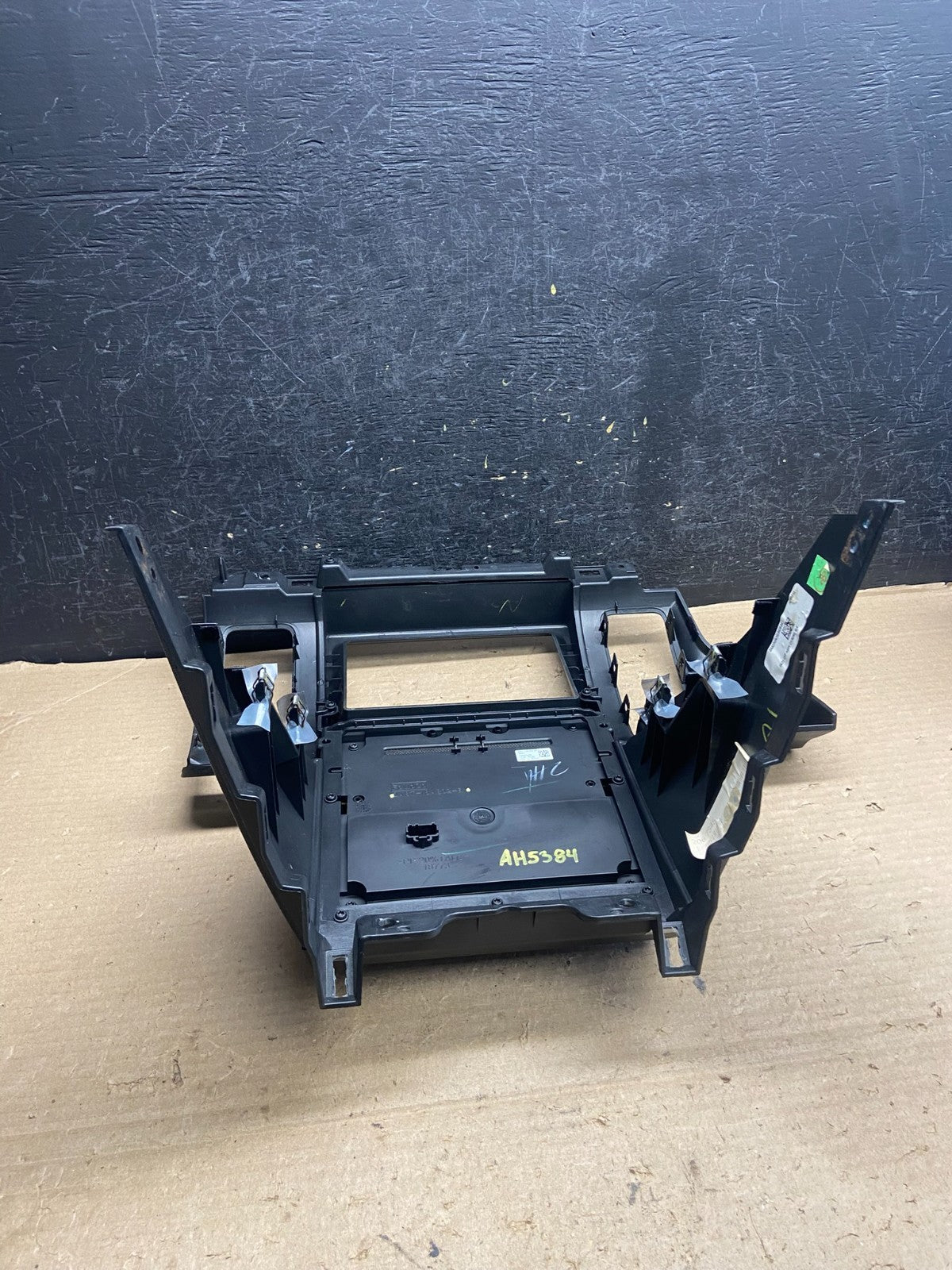 2014-2019 Ford Flex Heater Climate Control Radio CD Control Dash Bezel AH5384 DG4