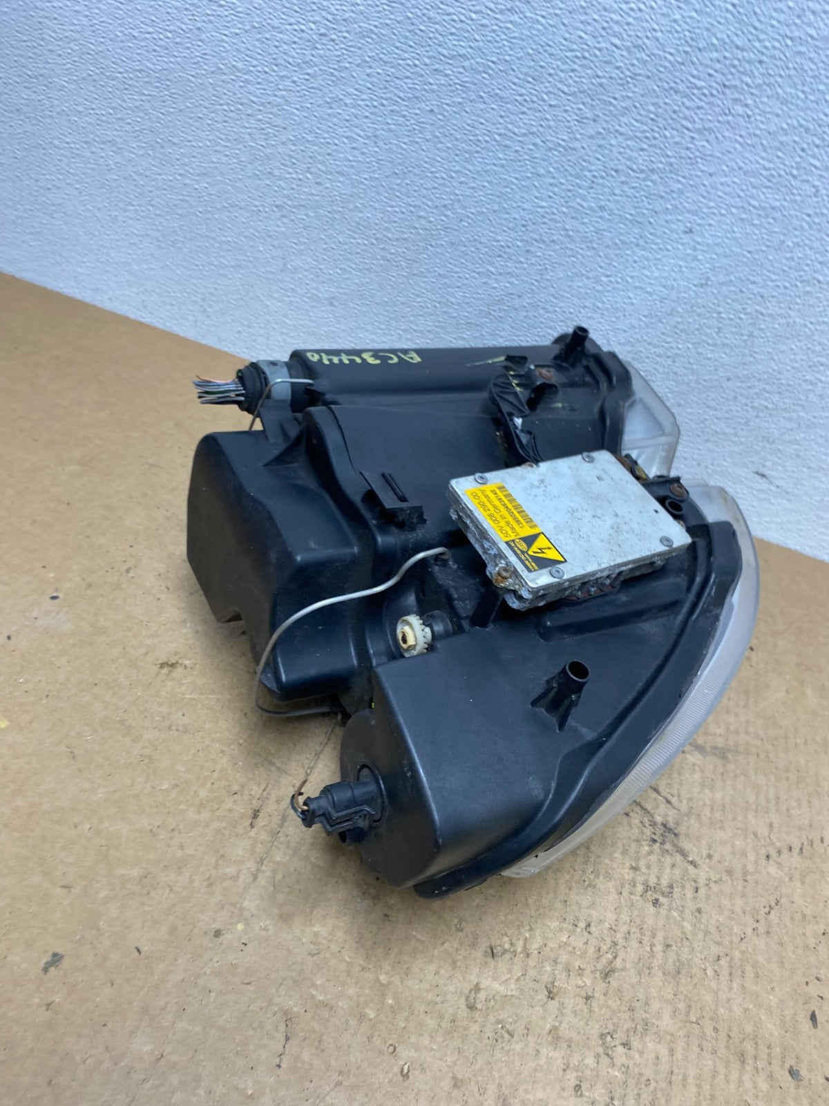 2003 - 2008 Maserati Quattroporte M139 Left Driver LH Headlight Xenon AC3440 DG10