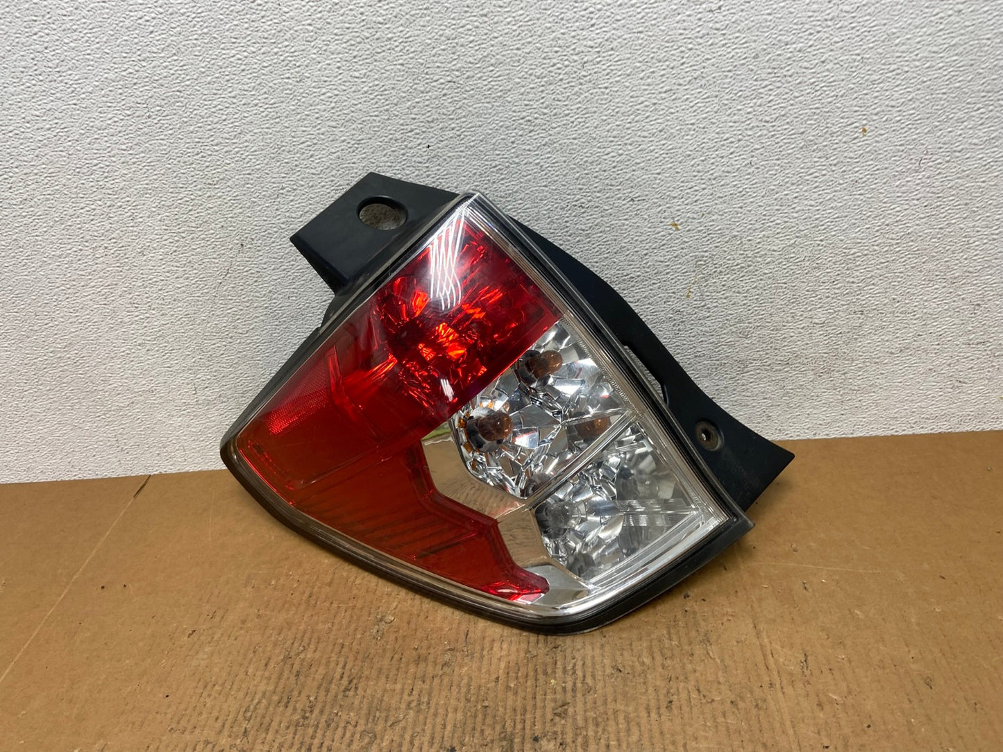 2009 - 2013 Subaru Forester Left Driver Lh Side Tail Light AE1593 LK0