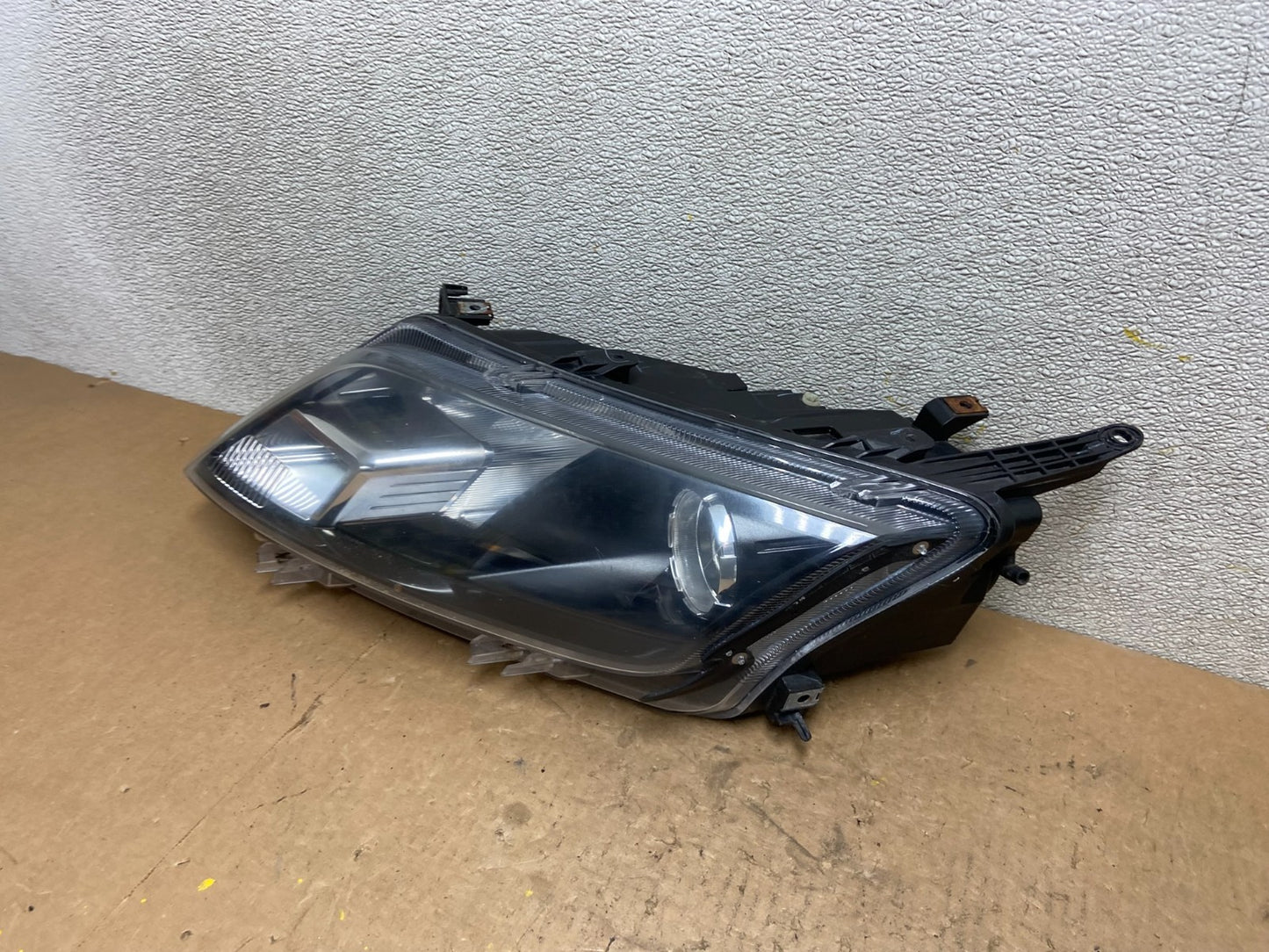 2010 2011 2012 Ford Fusion Left Driver LH Side Headlight Halogen Z8052 DW1