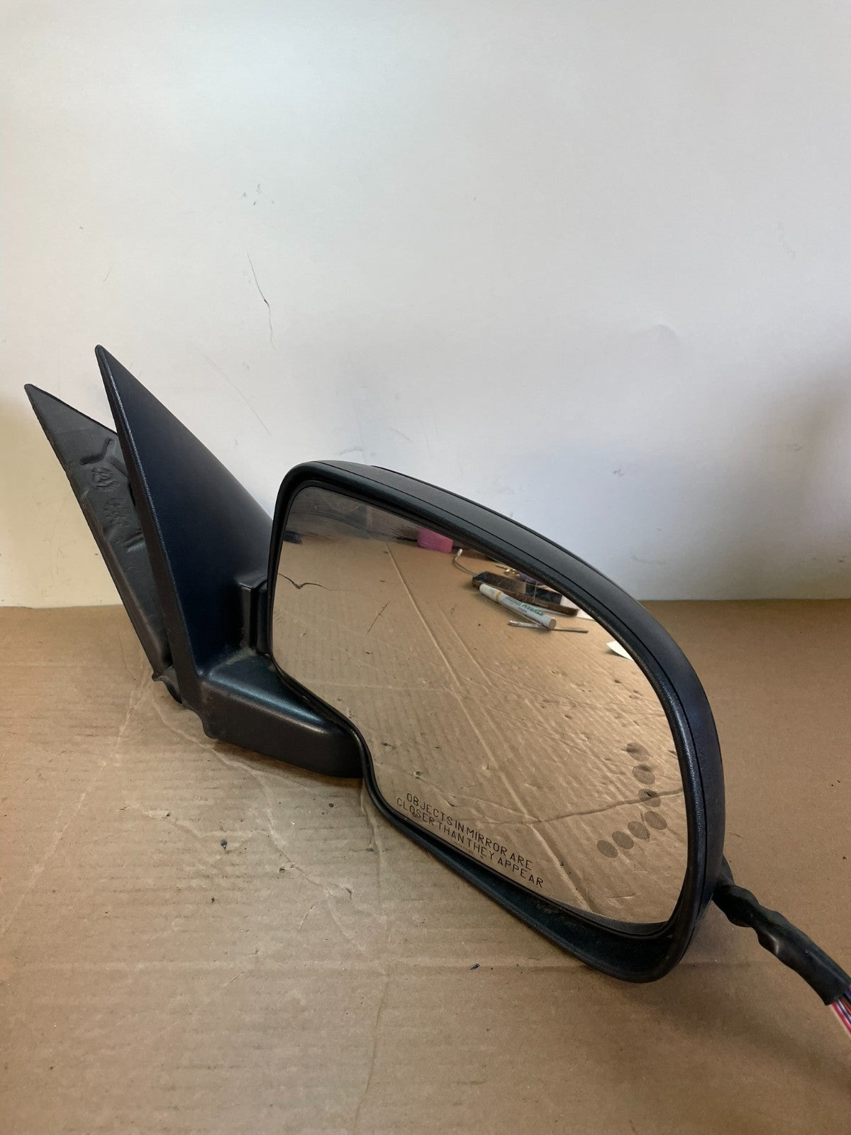 2003-2006 Chevrolet Tahoe Suburban Right Passenger Turn Door Mirror AG7897 DW2