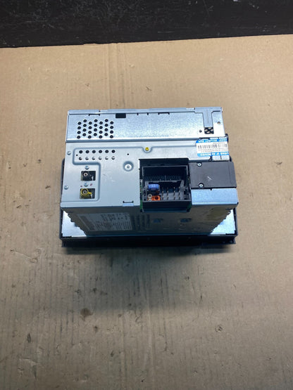 2006 2007 2008 Mercedes ML350 GL450 Radio Navigation Screen Display ac2372 DG5