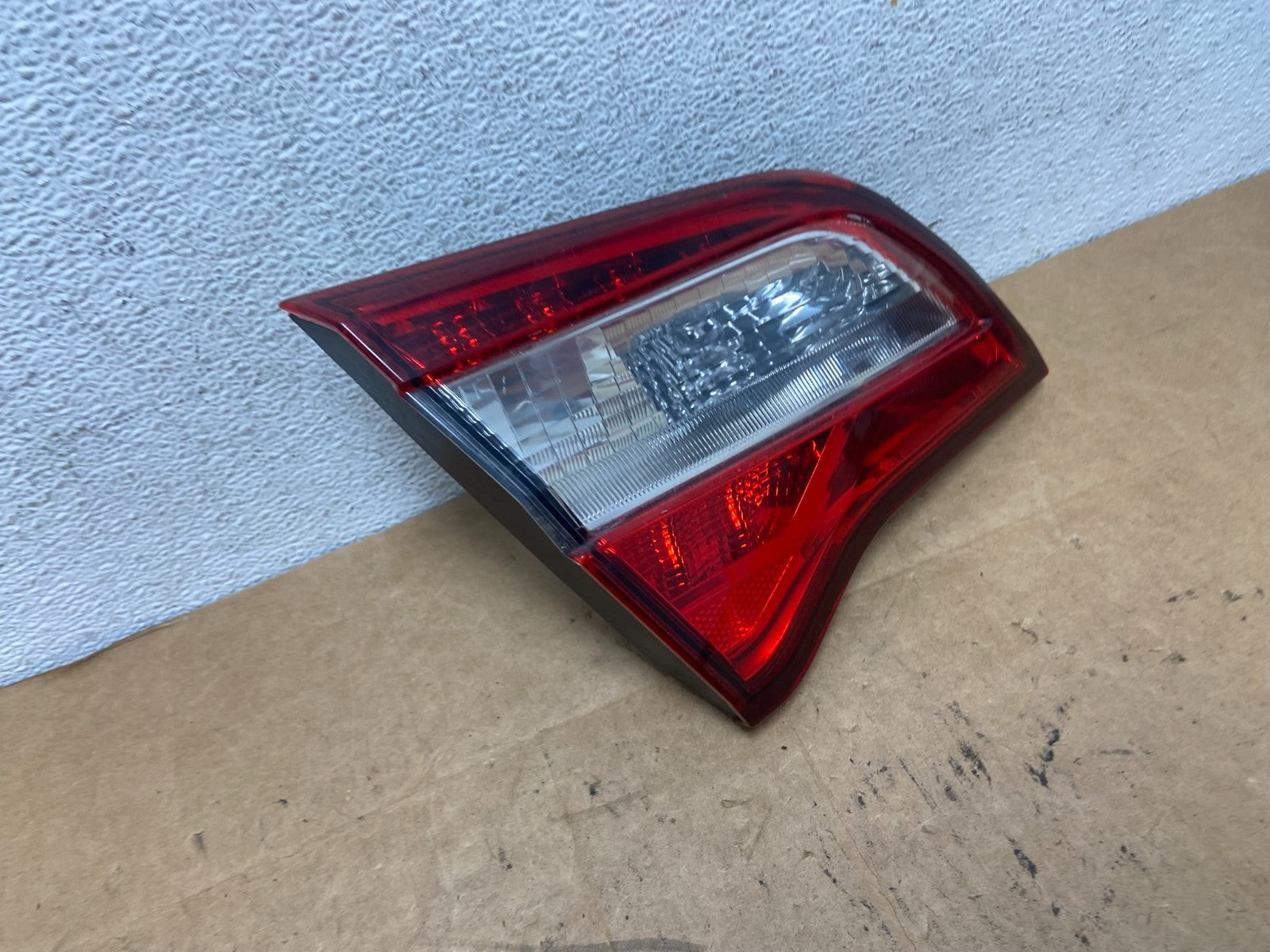 2015 - 2017 Subaru Legacy Left Driver LH Side Tail Light Inner AD5184 DW2