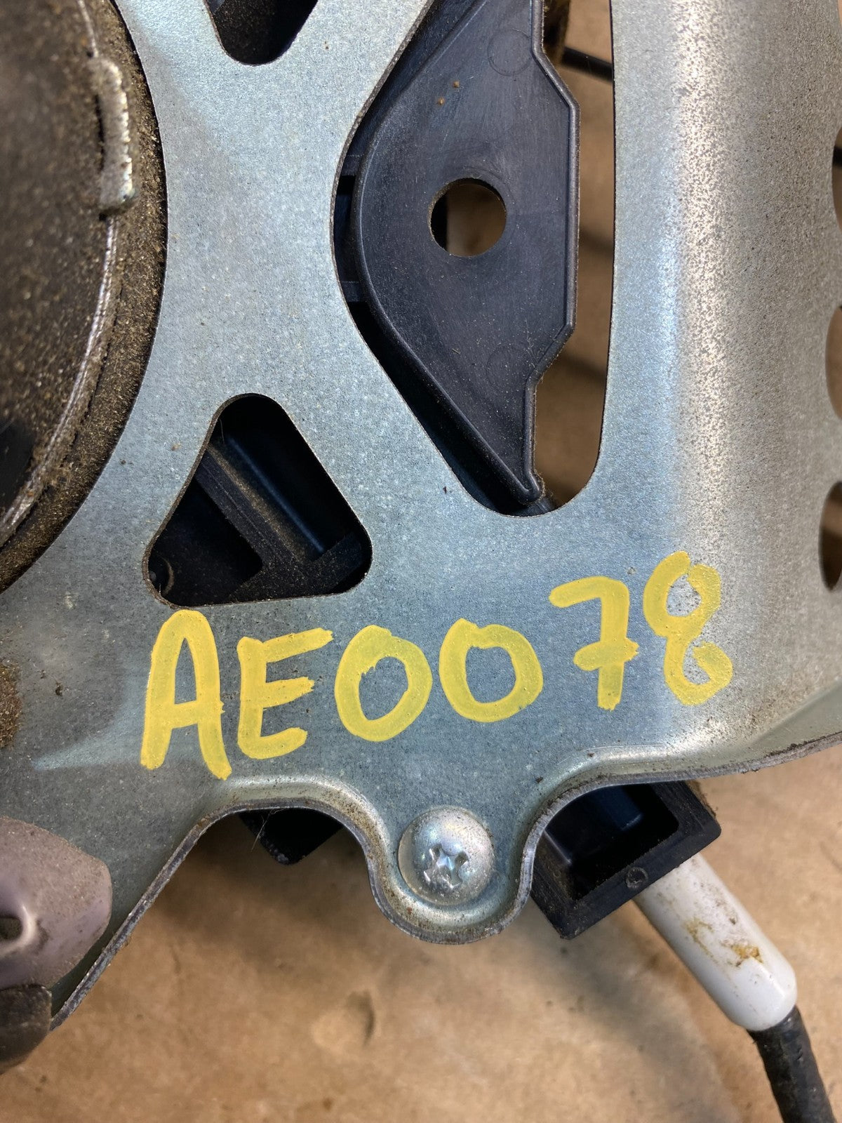 2005 - 2010 Honda Odyssey Rear Left Sliding Door Lock Actuator Motor AE0078 DG5