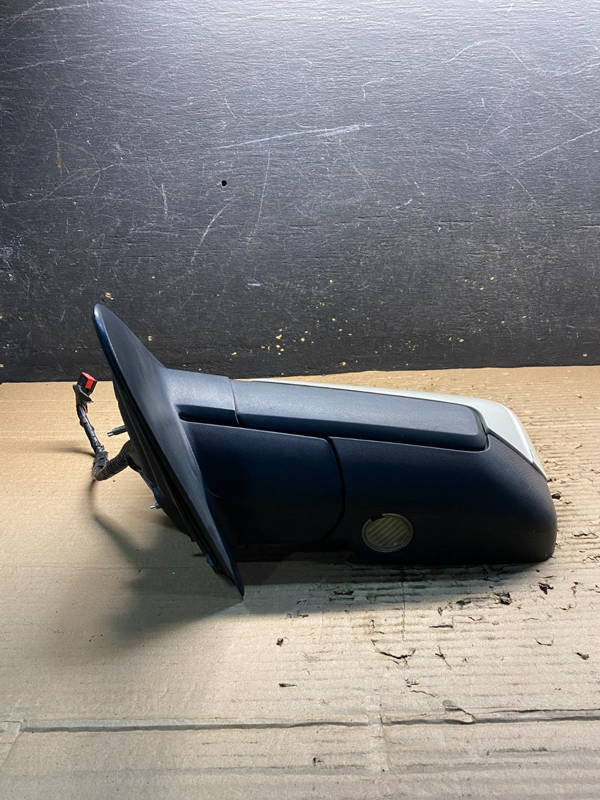 2007-2011 Ford Expedition Left Driver View Door Mirror AA3354 MS3