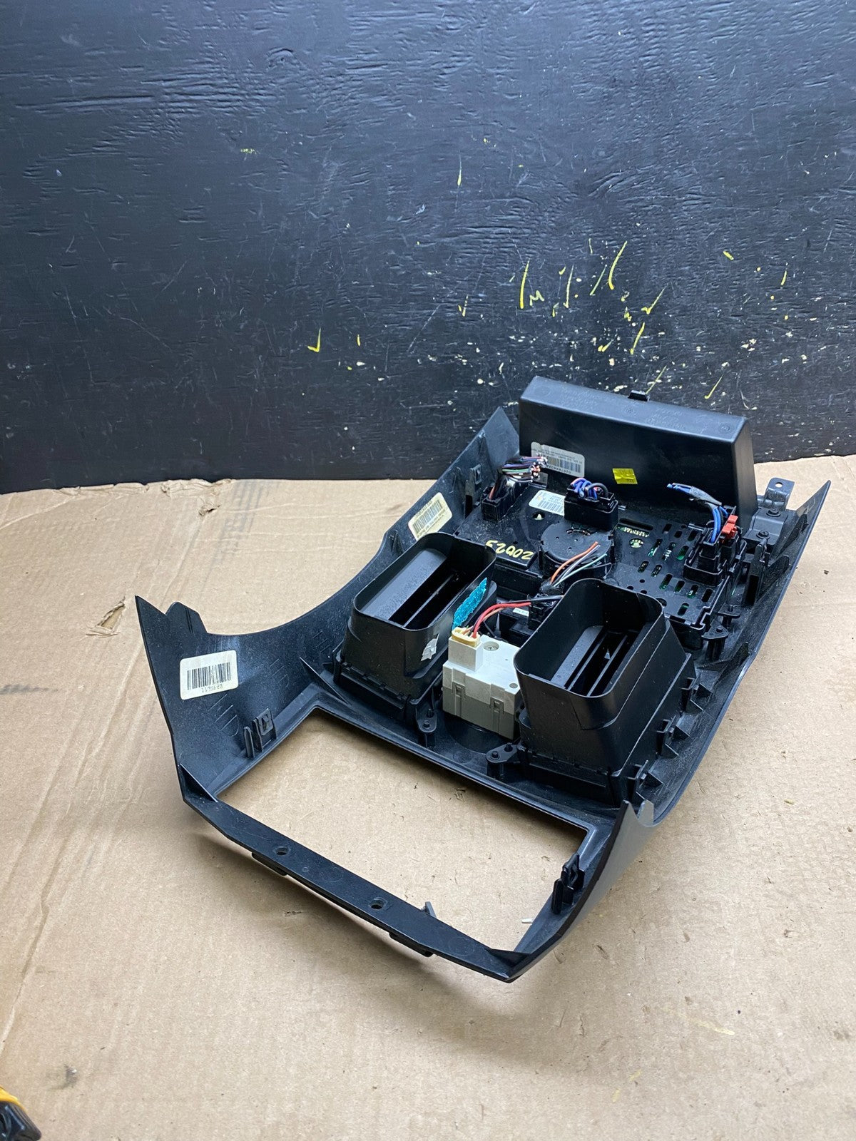 2008-2010 Chrysler Town Country Climate Control Panel Center Dash Trim Z0025 DG7