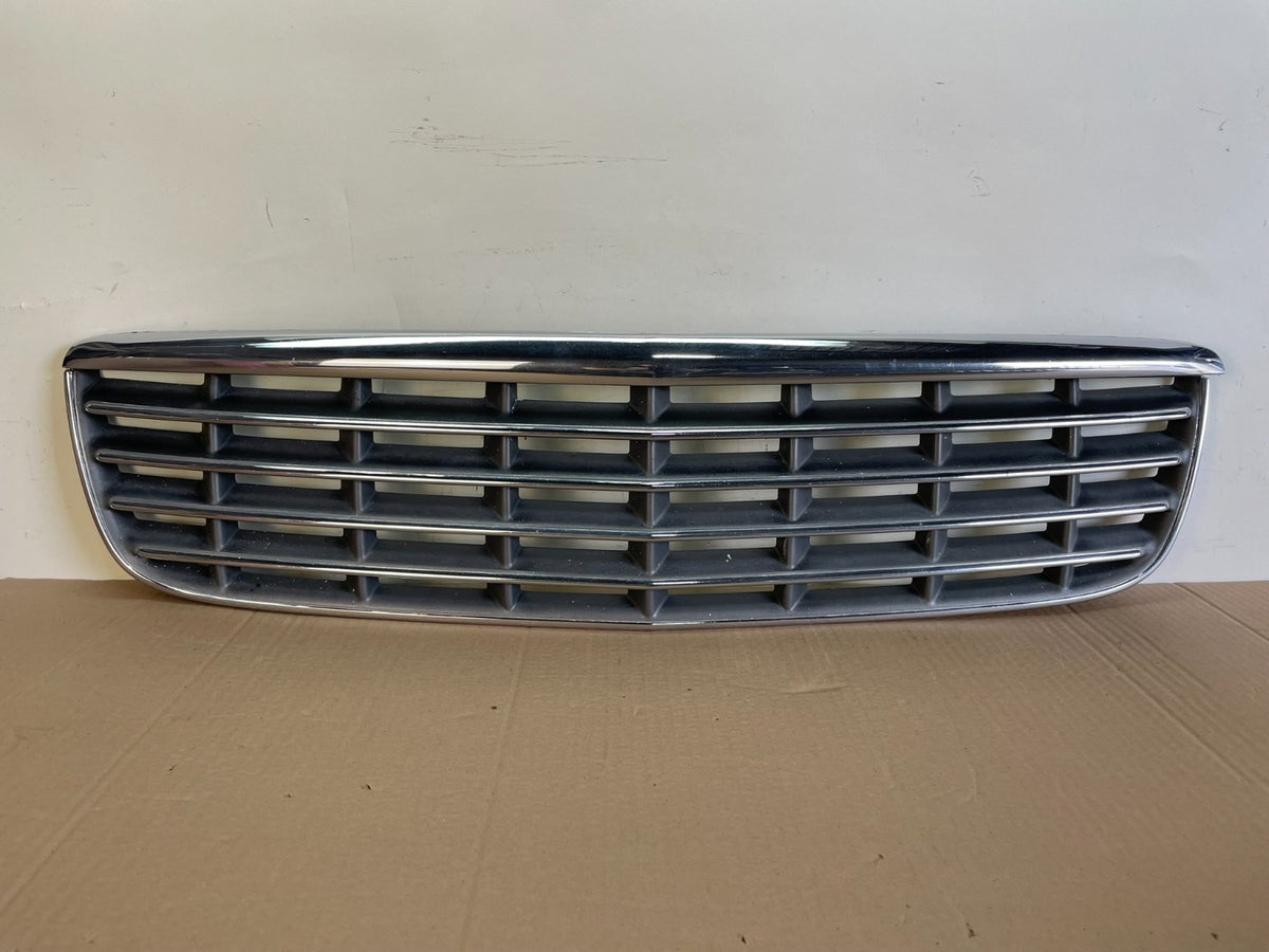2000 to 2005 Cadillac Deville Front Hood Bumper Grille Grill AH6462 DG0