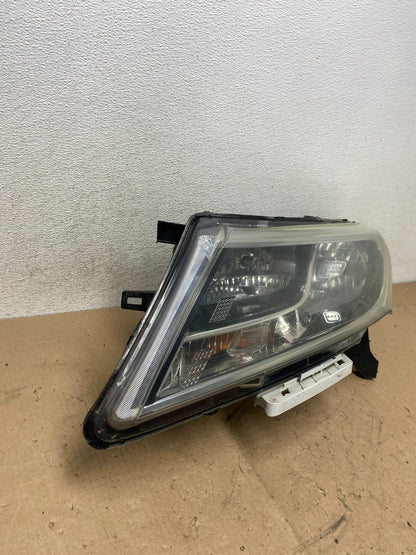 2013 - 2016 Nissan Pathfinder Left Driver LH Side Headlight Halogen AG53781