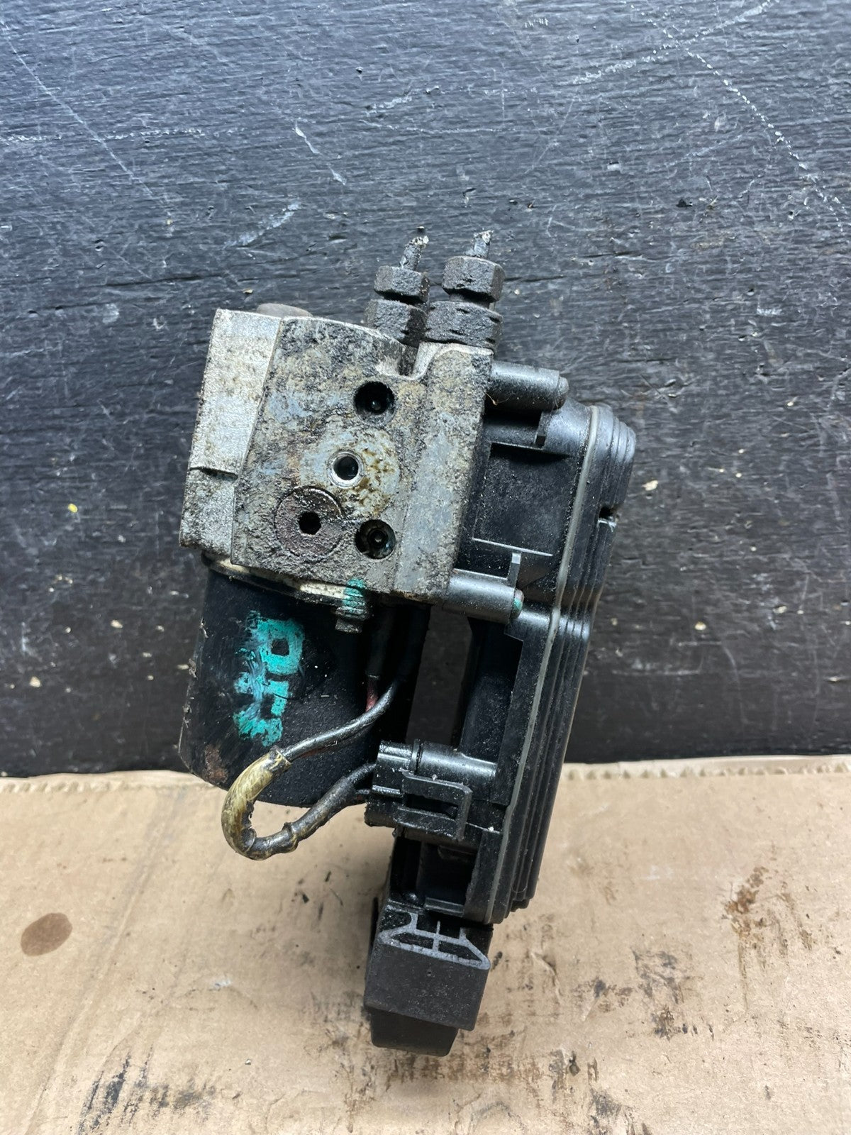 2003 2007 Ford E250 E350 Anti-Lock ABS Antilock Brake Pump t2665 DG3