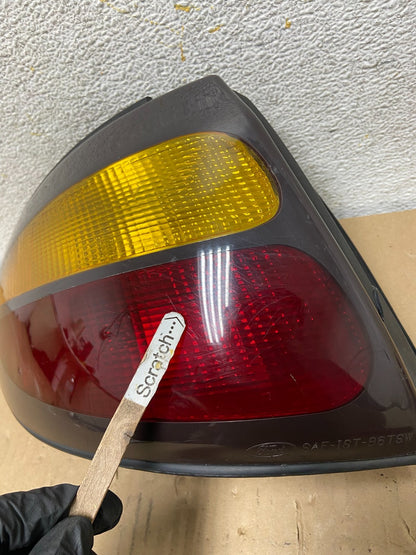 1996 to 1997 Ford Taurus Wagon Left Driver LH Side Tail Light AH2693 DG3