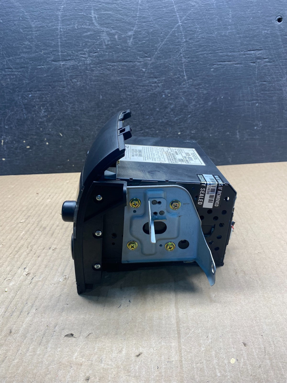 2004 to 2010 Toyota Sienna AM FM CD WMA Mp3 Radio Receiver AG3967 DW1