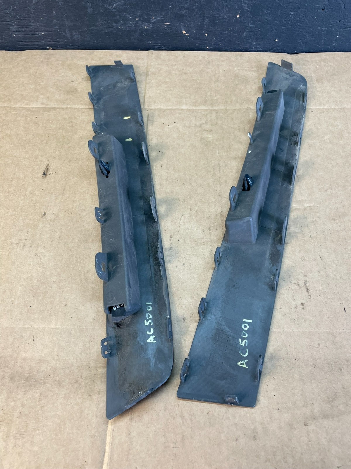 2013 to 2015 Cadillac CTS Coupe Rear Left+Right Bumper Reflector Insert AC50014