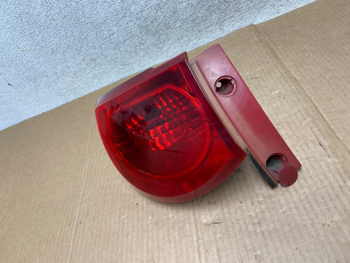 2009 2010 2011 2012 Chevrolet Traverse Left Driver LH Tail Light AI5803 LK1