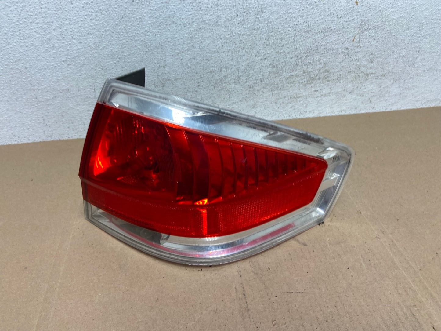 2008 2009 2010 2011 Ford Focus Sedan Right Passenger Tail Light AE6649 LK0