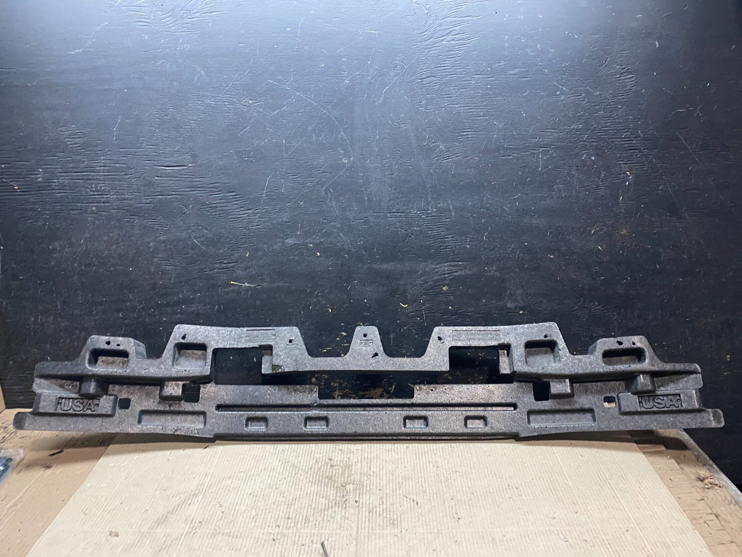 2014 2015 2016 KIA Cadenza Rear Bumper impact Absorber OEM X2898 DG3