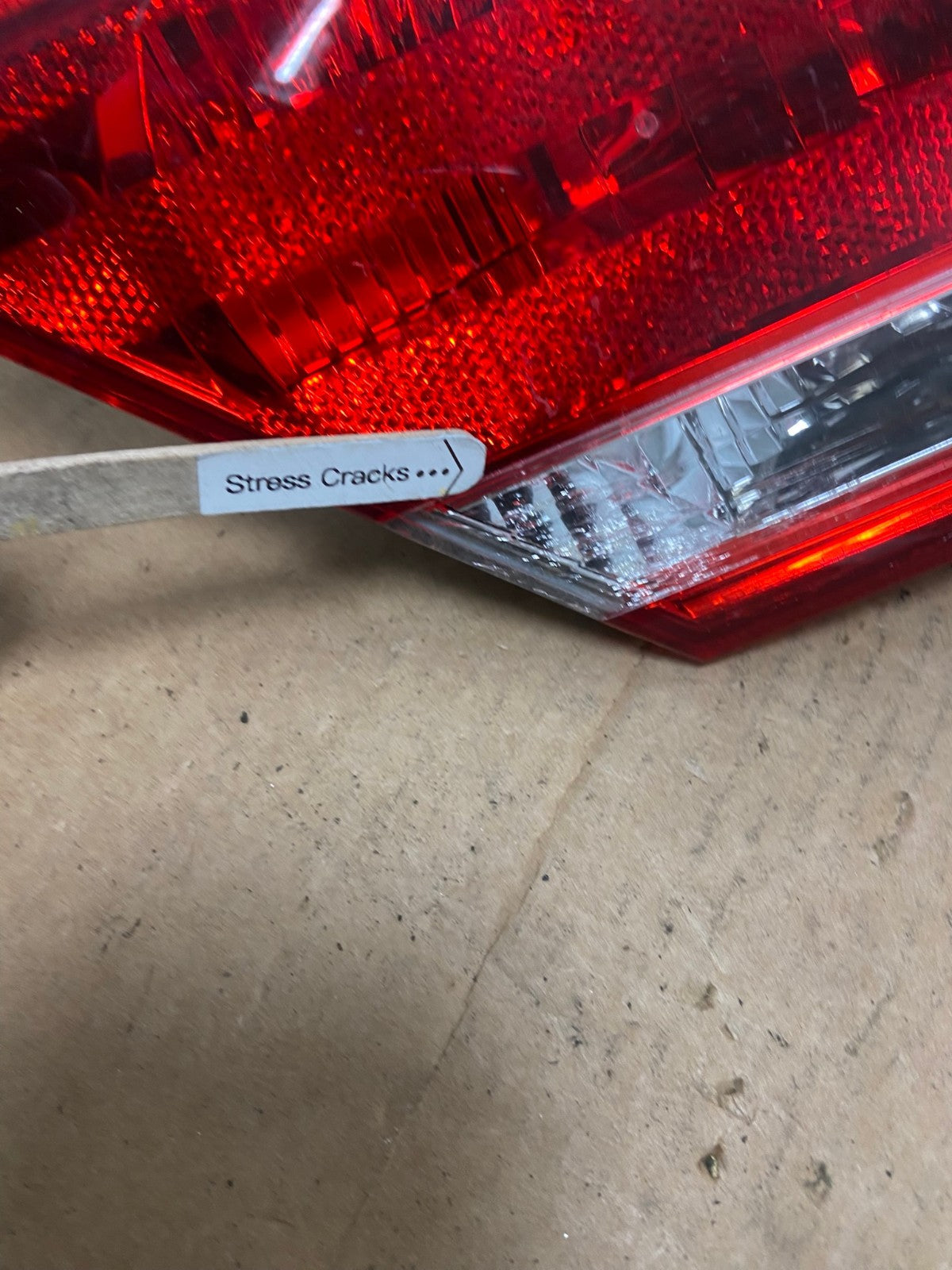 2005-2010 Toyota Avalon Left Driver LH Side Tail Light Inner AD4596 LK3