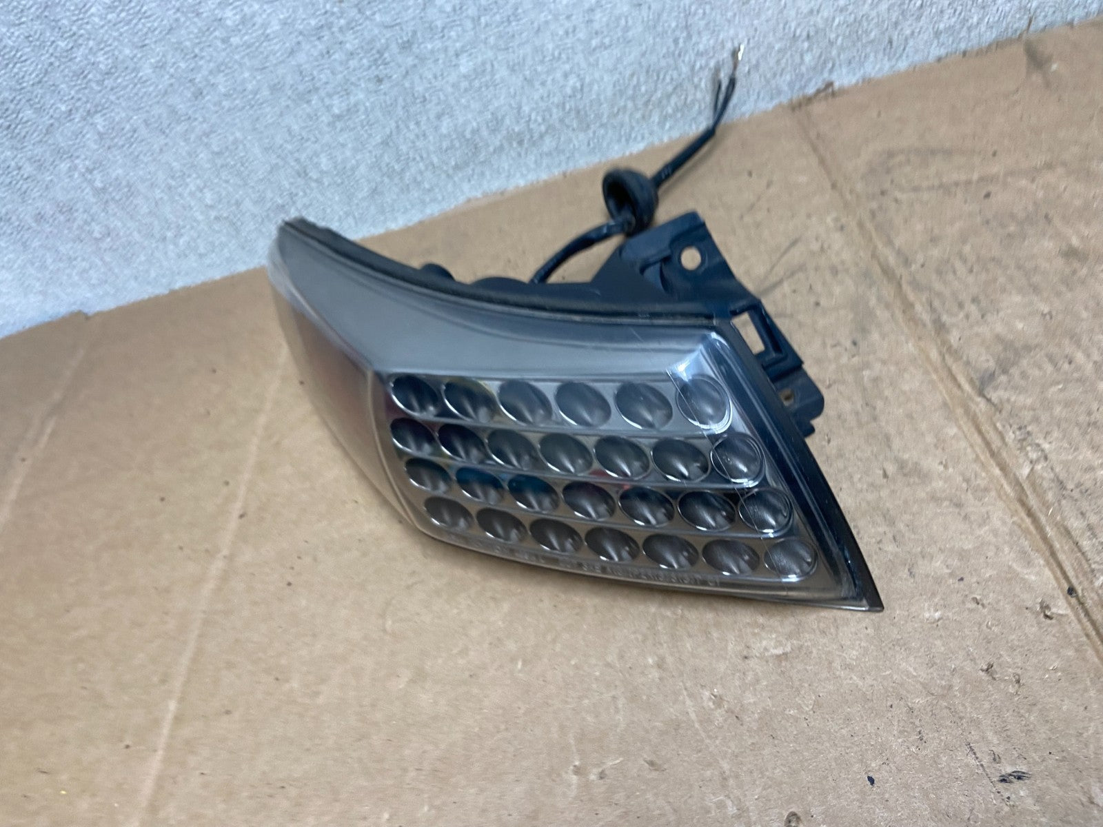 2006 to 2008 Infiniti Fx35 Left Driver Lh Smoked lens Tail Light OEM AA1497 PS1